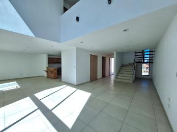 VENTA DE CASA EN MEXICALTZINGO CONDOMINIO ROMA