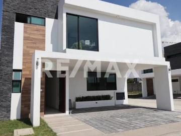 VENTA DE CASA EN MEXICALTZINGO CONDOMINIO ROMA 4