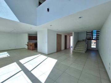 VENTA DE CASA EN MEXICALTZINGO CONDOMINIO ROMA