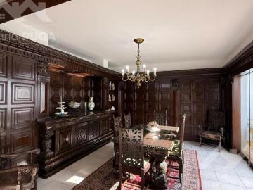 Venta de Casa en Miraflores frente a parque