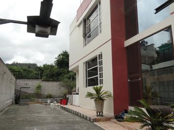 Venta de casa en Otavalo en Conjunto Privado