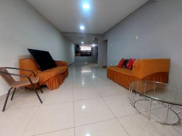 VENTA DE CASA EN ATE VITARTE URBANIZACION SANTA CLARA