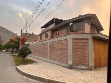Venta de Casa en Ate, Lima | Bolsa Inmobiliaria Perú