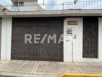 VENTA DE CASA EN AVENIDA DEL IMAN, BOSQUES TETLAMAYA, COYOACAN, CDMX. 4