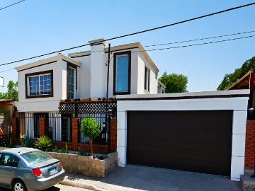 VENTA DE CASA EN ALIANZA DE LA PRODUCCION EN MEXICALI DE BAJA CALIFORNIA