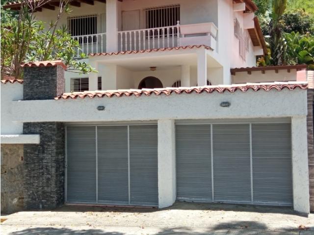 VENTA DE CASA EN ALTO PRADO