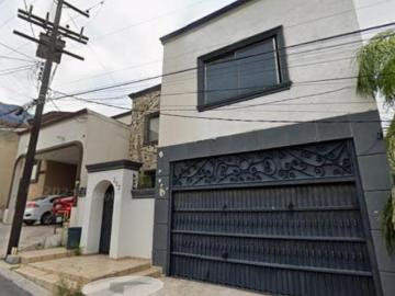 VENTA DE CASA EN APOLO CUMBRES 6TO SECTOR MONTERREY NUEVO LEON