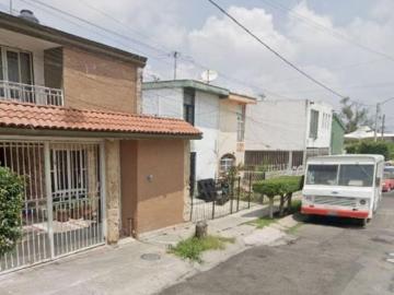 VENTA DE CASA EN ARQ. MAURICIO CAMPOS, MIRAVALLE, 44990 GUADALAJARA, JALISCO