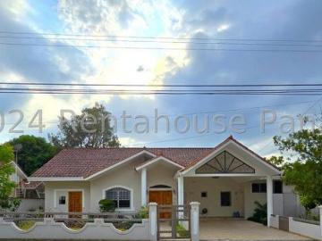 Venta de casa en Brisas del Golf La Montañeza MB24 7794