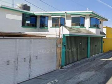 VENTA DE CASA EN CUAUTITLAN IZCALLI COL JARDINES DE LA HACIENDA EDO MEX