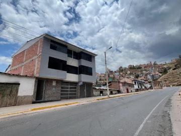 Edificio en Cusco – Camino al Mirador de Cristo Blanco