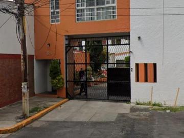 VENTA DE CASA EN CALLE PLAN DE GUADALUPE, COL. SANTA MARÍA TICOMÁN, GUSTAVO A. MADERO