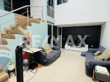 Venta de casa en Cd. Chapultepec, Cuernavaca, Morelos. Clave 5062