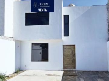 VENTA DE CASA EN CENTRO DE SANTIAGO TULANTEPEC