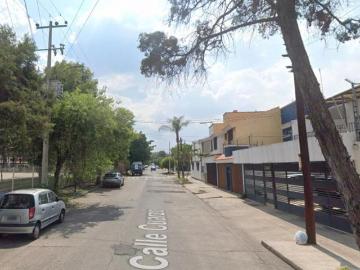 VENTA DE CASA EN COL. BOSQUES DE LA VICTORIA, GUADALAJARA, JALISCO