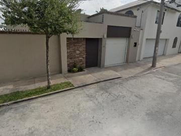 VENTA DE CASA EN CALLE GUATEMALA, COL. GUADALUPE MONCLOVA