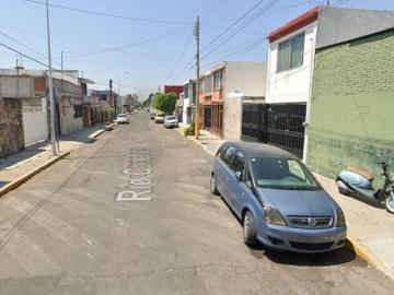 VENTA DE CASA EN COLONIA JARDINES DE SAN MANUEL EN PUEBLA