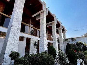 VENTA DE CASA, EN COLONIA LOMAS DE TECAMACHALCO, NAUCALPAN DE JUÁREZ