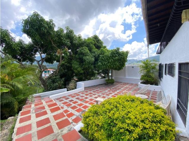 Venta Casa en Lomas de la Trinidad Vista y Planta Eléctrica