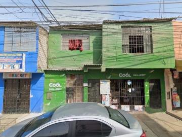 Venta de casa en Comas – Zona Comercial