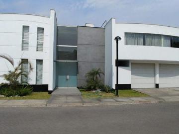 Venta de casa en condominio