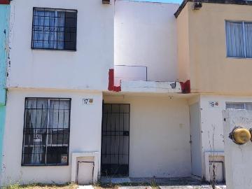 Venta de casa en Condominio Los Laureles, Xochitepec, Morelos?Clave 6134