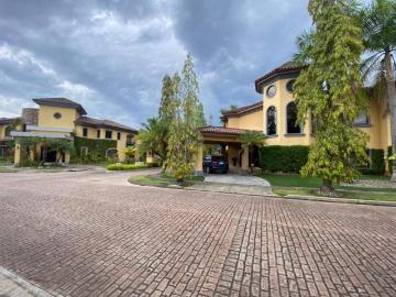 Venta de casa en Costa del Este, Residencias Antigua