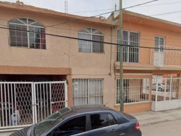 VENTA DE CASA EN DURANGO, CALLE VILLA AHUMADA 143 COL VILLAS DEL CARMEN