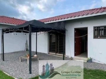 VENTA DE CASA EN DAVID CERCADA ATRAS