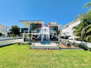 Venta de casa en el Club de Golf Paraíso Country, Emiliano Zapata, Morelos. Clave 4756