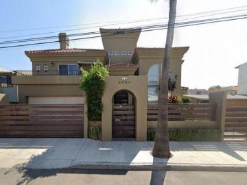 VENTA DE CASA EN EL FRACCIONAMIENTO LAS PLAYAS EN COSTA DE ORO EN TIJUANA EN BAJA CALIFORNIA