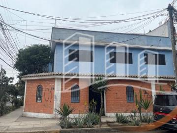 Venta de Casa en Esquina con 4 Departamentos – Ideal para Negocio o Proyecto