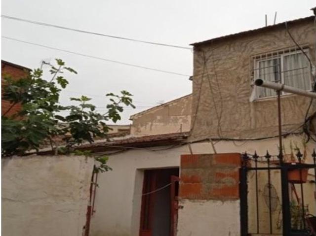 Venta de casa en estado de Ocupación para inversores