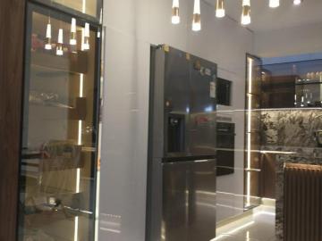 VENTA DE CASA EN ESTRENO CON FINOS ACABADOS