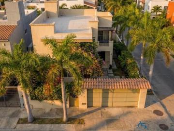 VENTA DE CASA EN FLUVIAL VALLARTA EN PUERTO VALLARTA JALISCO