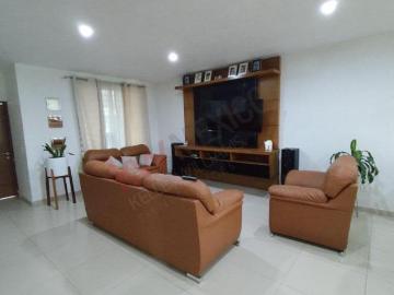 Venta de Casa en Foret Residencial, tercera sección en excelente estado de conservación