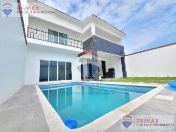 Venta de casa en fraccionamiento, Tequesquitengo, Morelos?Clave 4700