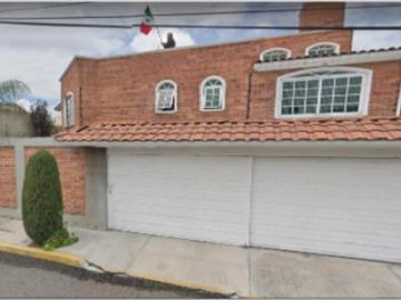 VENTA DE CASA EN FRACCIONAMIENTO XINANTECATL METEPEC EDOMEX