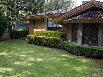 Venta de Casa en Fraccionamiento Campestre del Bosque en Puebla