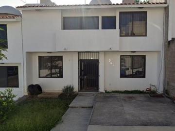 CASA EN VENTA EN FRACCIONAMIENTO LAS NUBES TUXTA GUTIERREZ CHIAPAS