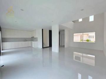 Venta de Casa en Fraccionamiento Las Palmas 4 recamaras