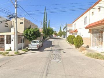 VENTA DE CASA EN FRACCIONAMIENTO LOMAS DE SANTA ANITA AGUASCALIENTES