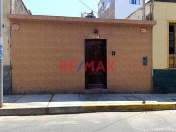 Venta De Casa En Huacho – Excelente Ubicación