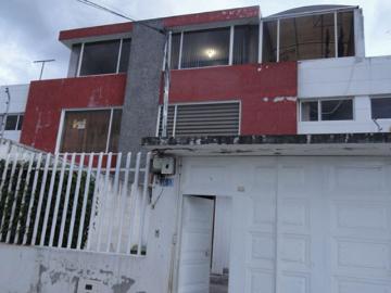 Venta de casa en Ibarra en Conjunto Sarahi
