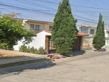 VENTA DE CASA EN JALISCO GUADALAJARA COL. JARDÍNES DEL NILO, JOSÉ MARÍA MARROQUÍ