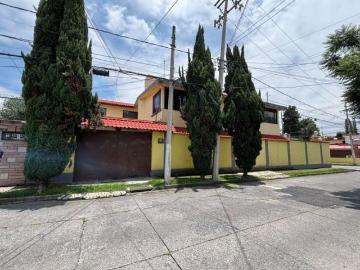 VENTA DE CASA EN JARDINES DE SAN MATEO CERCA A LA ENEP ACATLAN
