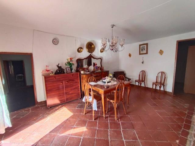 VENTA DE CASA EN LA CALAHORRA
