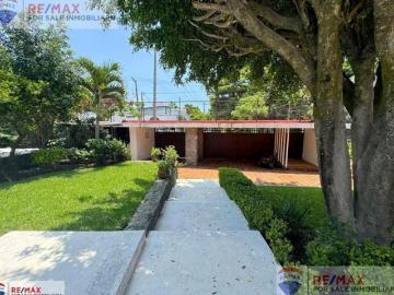 Venta de casa en la Col. Reforma de Cuernavaca, Morelos…Clave 5397