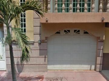 VENTA DE CASA EN LA COLONIA LAZARO CARDENAS APATZINGAN