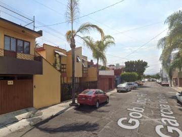 VENTA DE CASA EN LA COLONIA NUEVA CHAPULTEPEC EN MORELIA MICHOACAN